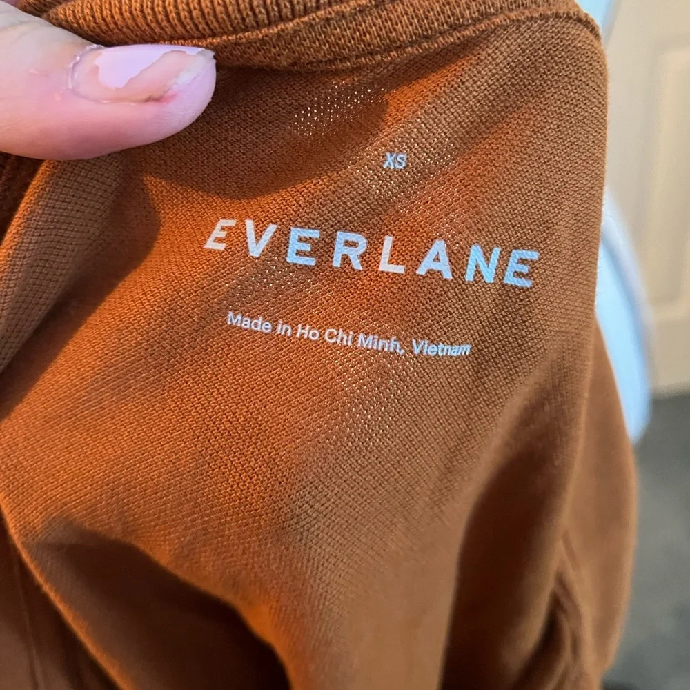Everlane Mustard Copper Brown Bronze Polo Shirt Button Up Short Sleeve Top xs - Picture 4 of 4